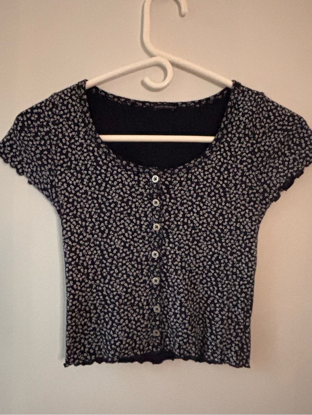 Brandy Melville John Galt Navy Floral Button Up Zelly Top OS Coquette